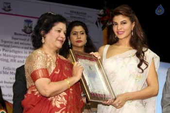 Jacqueline gets Felicitated at Mumbai University  - 37 of 50