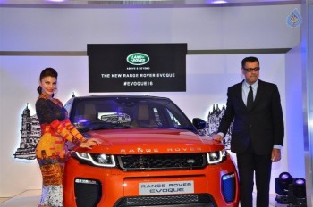 Jacqueline Unveils New Range Rover Evoque - 4 of 19