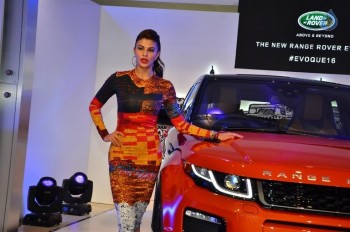 Jacqueline Unveils New Range Rover Evoque - 11 of 19