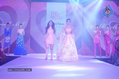 Kaira and Yami at Bombay Times Fashion Week - 11 of 30