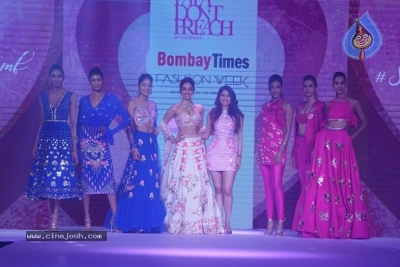 Kaira and Yami at Bombay Times Fashion Week - 17 of 30