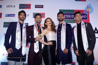 Kangana Ranaut At Peter England Mr India Finale 2017 - 11 of 23