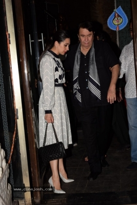 Kapoor Family Celebrate The Birthday Of Babita - 11 of 15