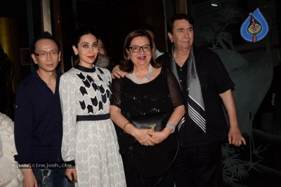 Kapoor Family Celebrate The Birthday Of Babita - 14 of 15
