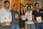 Kareena, Sharman n Madhavan at the Launch of '3 Idiots' script book - 74 of 69