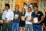 Kareena, Sharman n Madhavan at the Launch of '3 Idiots' script book - 33 of 69