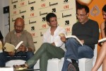 Kareena, Sharman n Madhavan at the Launch of '3 Idiots' script book - 69 of 69