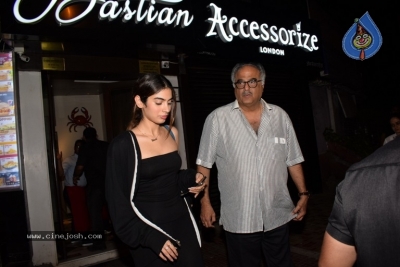 Khushi Kapoor And Janhvi Kapoor Spotted At Bastian - 3 of 9