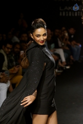 Kiara Advani at LFW Winter Festive 2017 - 5 of 18