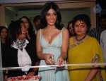 Koena Mitra launches Looks Cosmetic Clinic - 3 of 31