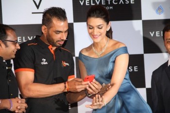 Kriti Sanon Launches Valvate Case Website - 26 of 27