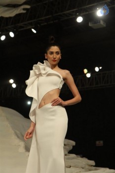 LFW Winter Festive 2015 Grand Finale - 33 of 42