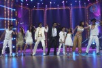 Madhuri Dixit at Jhalak Dikhla Jaa Season 5 - 18 of 34