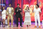 Madhuri Dixit at Jhalak Dikhla Jaa Season 5 - 29 of 34