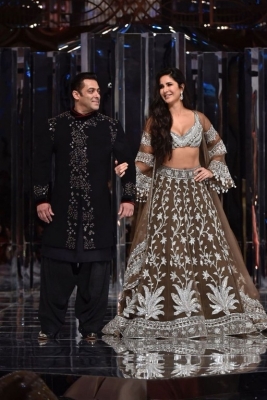 Manish Malhotra Couture Show 2018 - 8 of 38