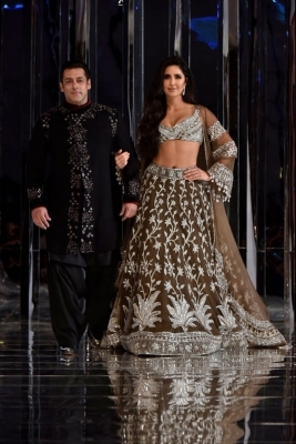 Manish Malhotra Couture Show 2018 - 35 of 38