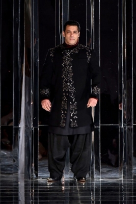 Manish Malhotra Fashion Show Zween - 35 of 22