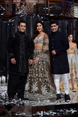 Manish Malhotra Fashion Show Zween - 37 of 22