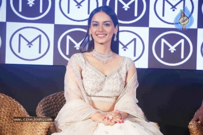 Manushi Chhillar At Press Conference Of Malabar Jewellery Event - 2 of 9