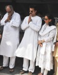 Mona Kapoor Funeral Ceremony - 55 of 68