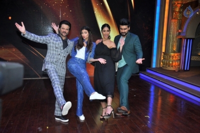 Mubarakan Team at Sabse Bada Kalakar Show - 24 of 27