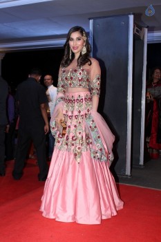 Neil Nitin Mukesh And Rukmini Sahay Reception 2 - 26 of 41