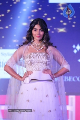 Pooja Hegde and Shamita Shetty at She Matters Fashion Show Photos - 33 of 55