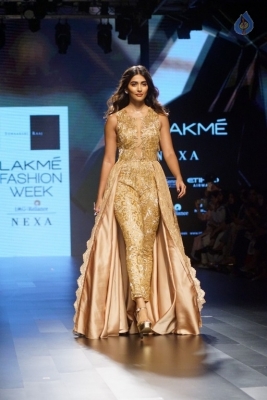 Pooja Hegde at LFW Winter Festive 2017 - 6 of 17