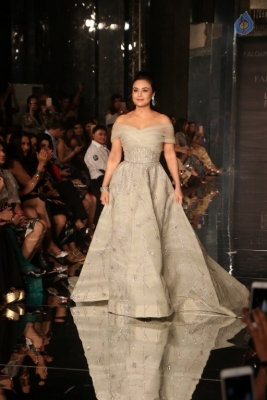 Preity Zinta Walks The Ramp At LFW 2017 - 14 of 15