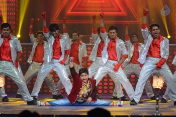Prem Rata Dhan Payo Promotions On Life OK Channel - 54 of 62