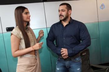 Prem Ratan Dhan Payo Press Meet - 1 of 29