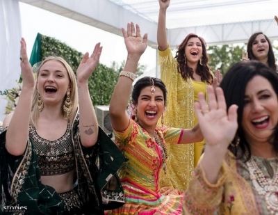 Priyanka Chopra - Nick Jonas Mehndi Celebrations - 3 of 5