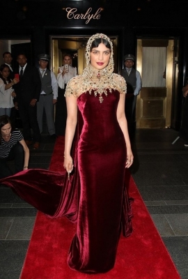 Priyanka Chopra At The MET Gala 2018 - 3 of 15