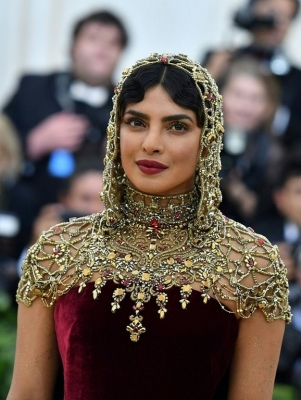 Priyanka Chopra At The MET Gala 2018 - 5 of 15