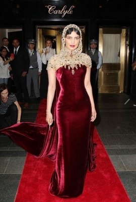 Priyanka Chopra At The MET Gala 2018 - 14 of 15