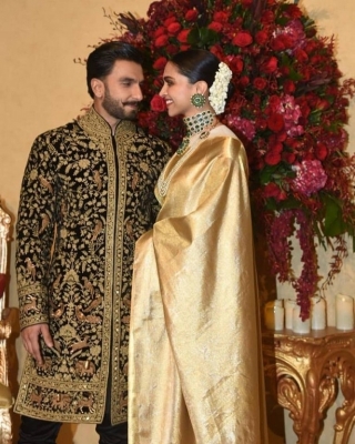 Ranveer Singh and Deepika Padukone Reception Photos - 6 of 9