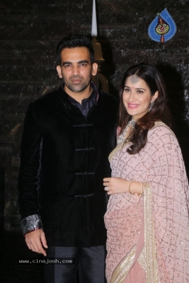 Zaheer Khan and Sagarika Ghatge Wedding Party - 6 of 24