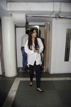 Salman Khan at Prayer Meet of Rajat Badjatya - 23 of 34