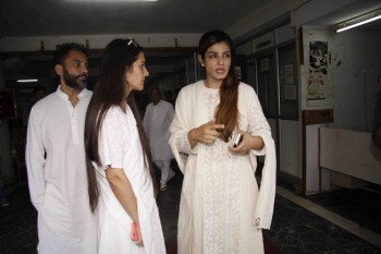 Salman Khan at Prayer Meet of Rajat Badjatya - 29 of 34