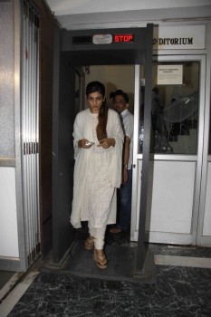 Salman Khan at Prayer Meet of Rajat Badjatya - 33 of 34