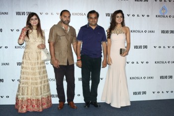 Shweta Nanda Walks the Ramp at Khosla Jani Unveil Collection - 17 of 36