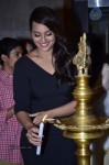 Sonakshi Sinha at Prafulla Dahanukar Art Exhibition - 67 of 79