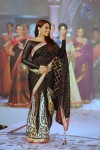 Sonakshi Sinha at The Rajguru Fashion Parade - 33 of 47
