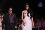 Sonal Chauhan, Zarine Khan at IIJW Event - 42 of 43