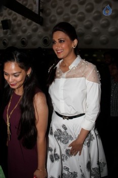 Sonali Bendre at Oriflame Event - 14 of 21