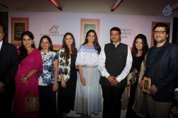Sonali Bendre Book Success Party - 21 of 63