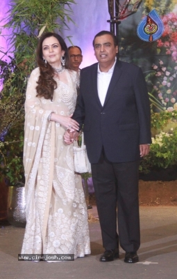 Sonam Kapoor - Anand Ahuja Reception - 37 of 33