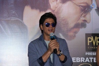 SRK and Kajol at Sneak Preview of Film Dilwale - 40 of 40