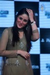 SRK and Kareena at Sony Playstation Event - 37 of 45