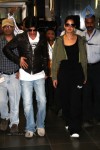 SRK and Katrina at Mumbai Airport - 5 of 57